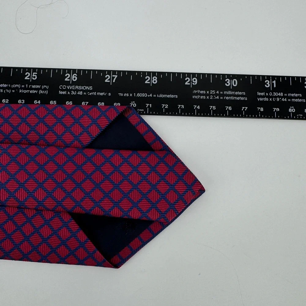 Brooks Brothers 346 Silk Tie Red Blue Geometric Diamond Pattern Stain Resistant
